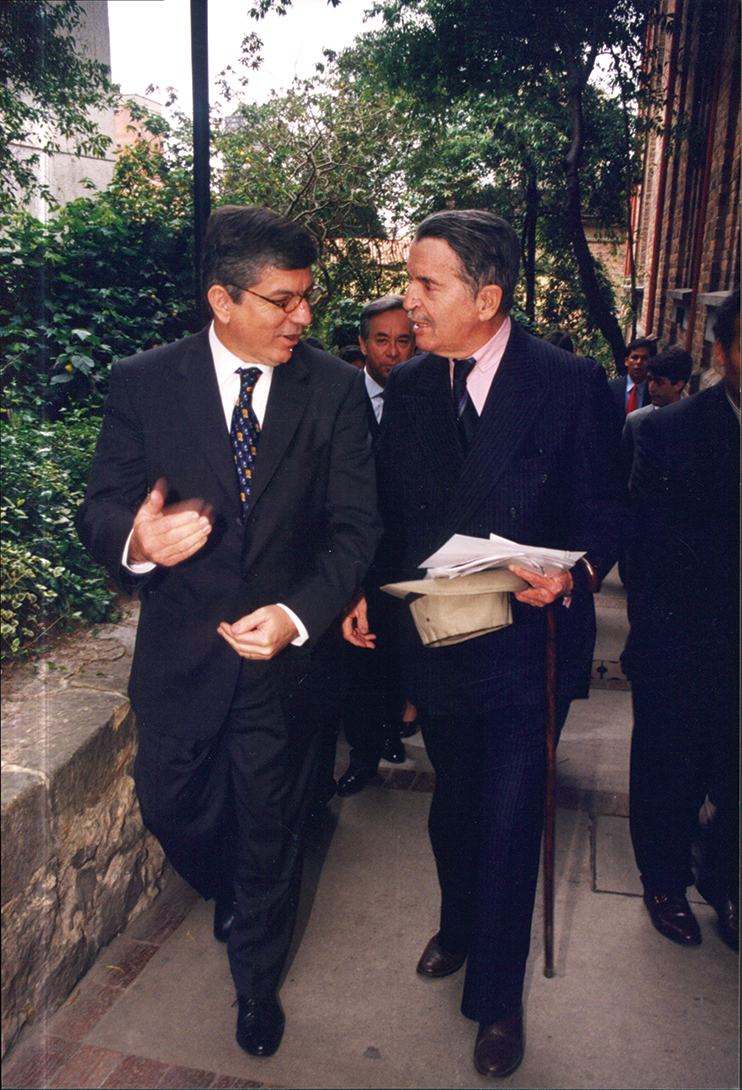 Mario Laserna con el presidente Cesar Gaviria
