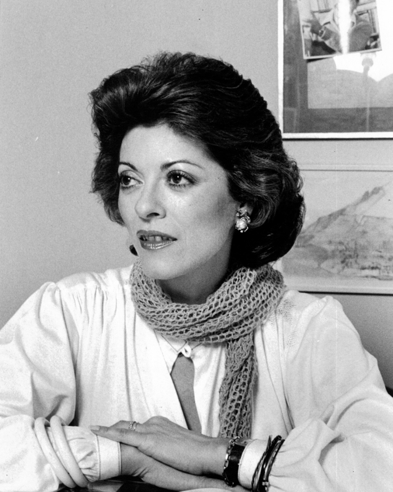 Gloria Zea Soto (una de las primeras estudiantes de la Sección Femenina en Los Andes creada por Mario Laserna. Como directora de la Fundación Universidad de los Andes obtuvo valiosos recursos y fortaleció proyectos estratégicos. Algunos de ellos fueron la obtención del computador 1130 IBM en 1968 y para 1969 la creación de los laboratorios de lenguas). Foto: Archivo particular. 